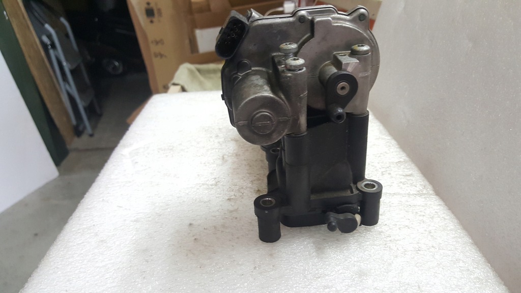 фото №4, Колектор всмоктуючий vw touareg 059129712bq 059129086m демонтаж