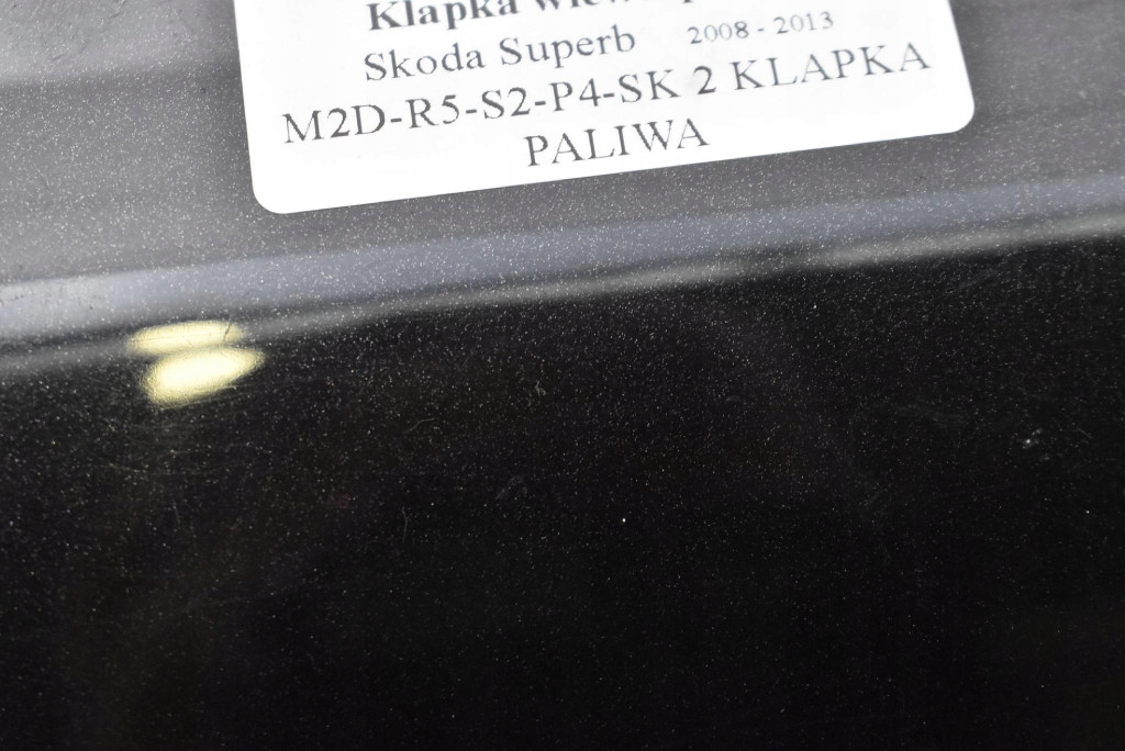 фото №15, Кришка заливної пального czarna 3t5010677f skoda superb 2 ii 08-13