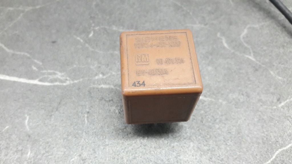 фото №1, 90491314 реле opel bosch