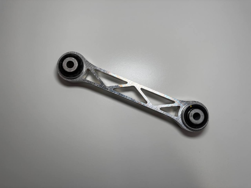 фото №1, Tesla 1043964-00-c рычаг