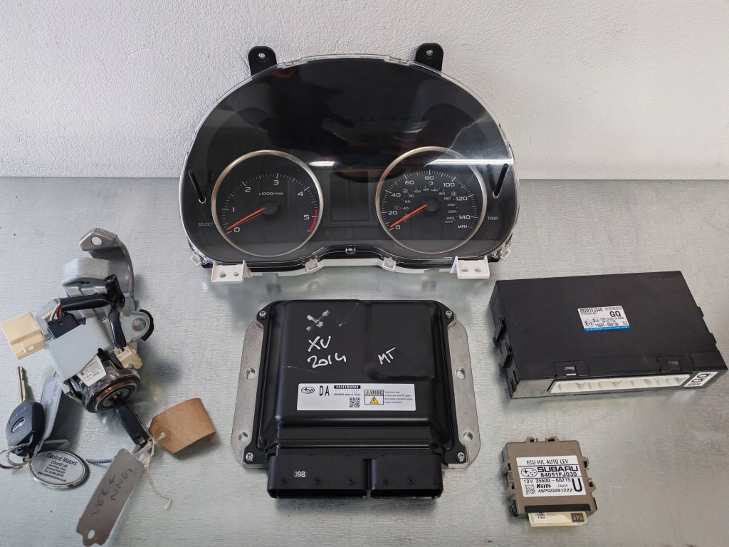 фото №1, Subaru xv i бортовой компьютер / блок управления ecu+immo набор