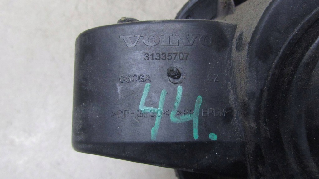 фото №5, Volvo s60 ii lift кришка заливної пального 720-