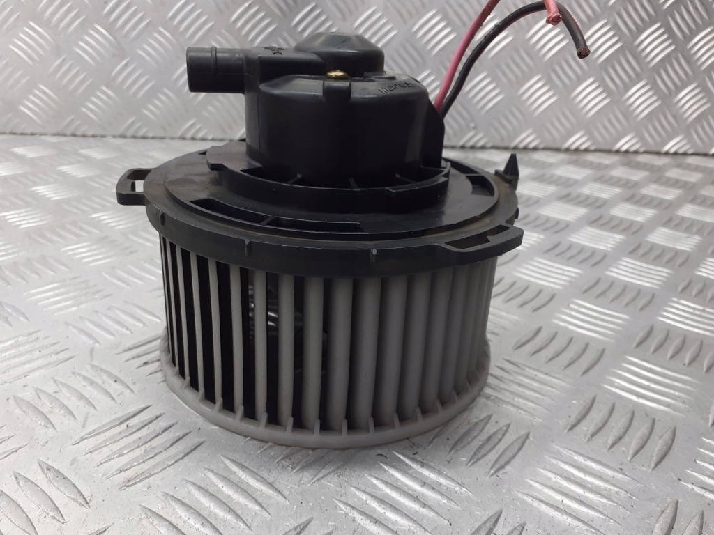 фото №1, Вентилятор обдув mazda 3 1.6 16v 894000-0270