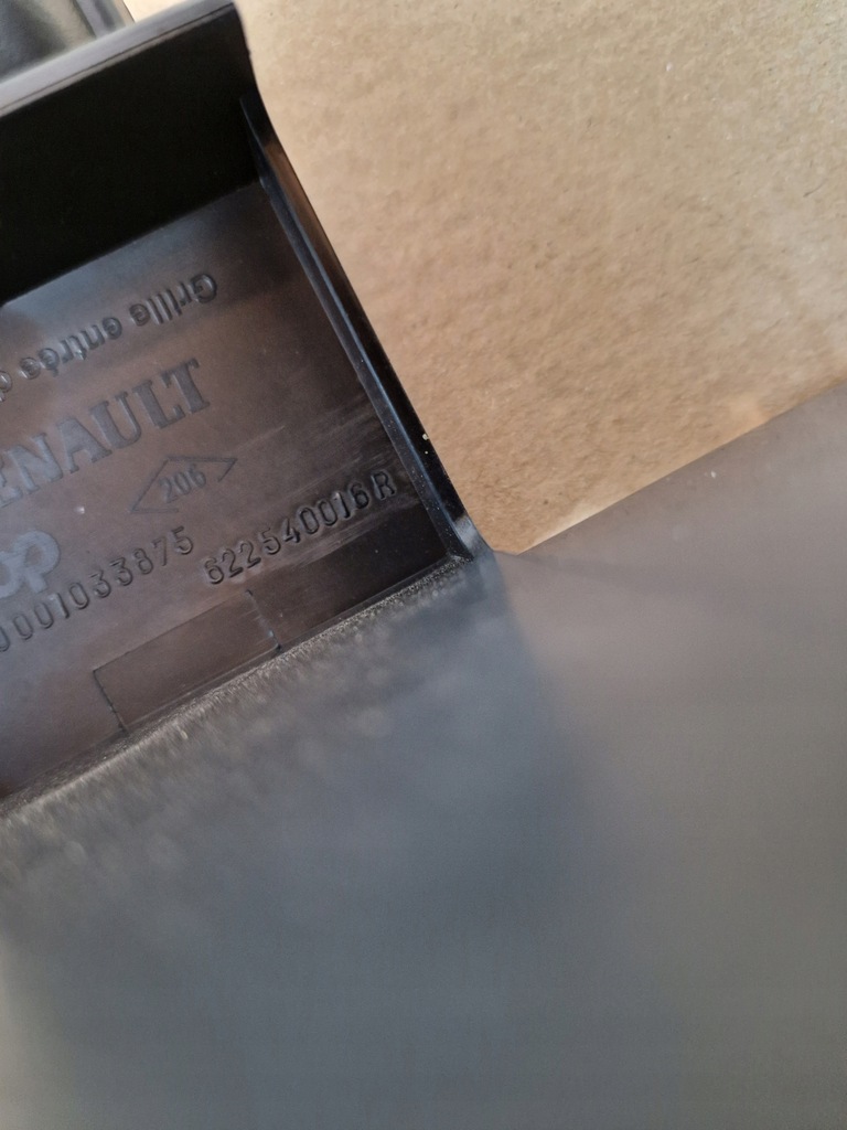 фото №8, Renault grand scenic iii 3 решітка середня бампера передній 622540016r