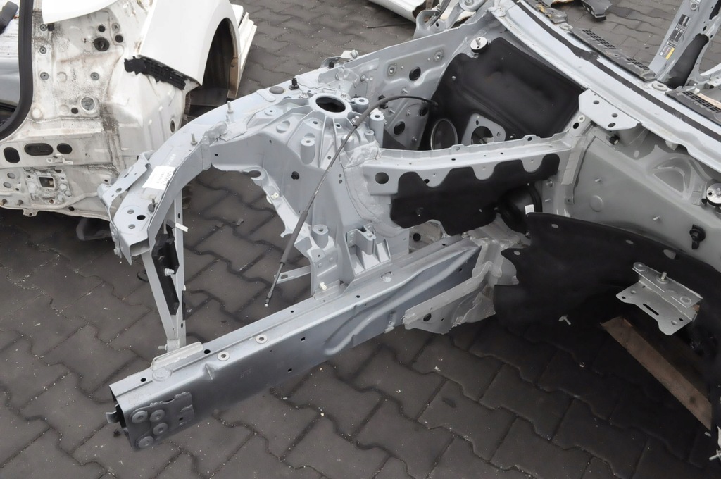 фото №10, Bmw i4 g26 чверть лонжерон права перед