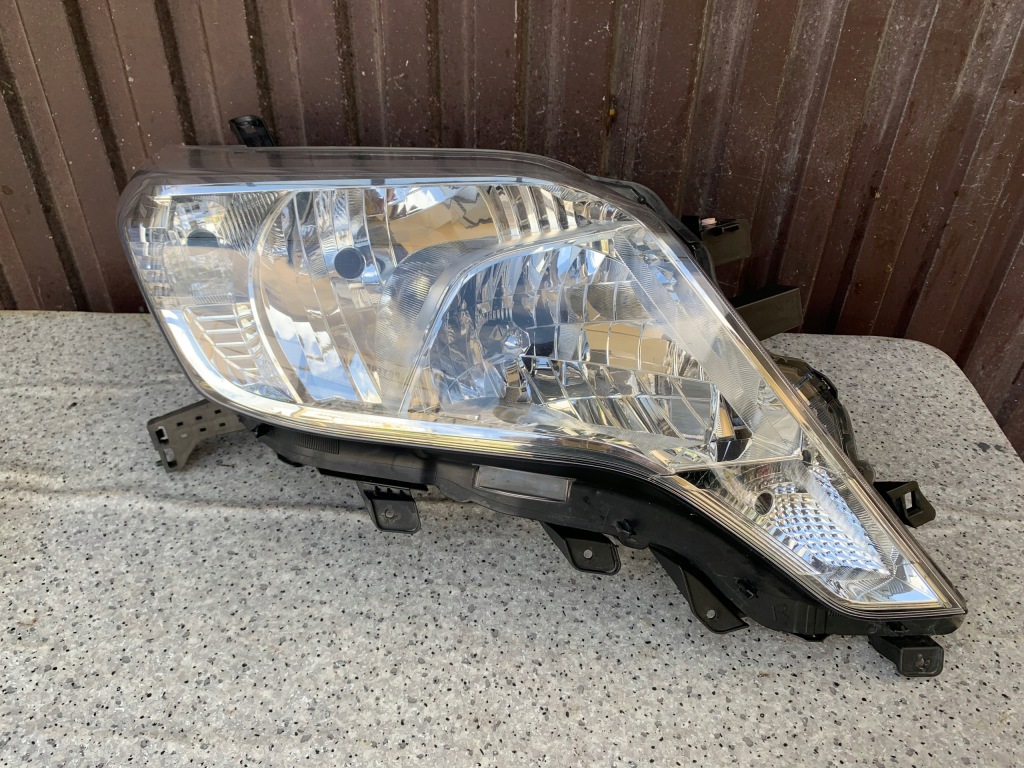 Купить Лампа правая toyota land cruiser j150 lift 13-16