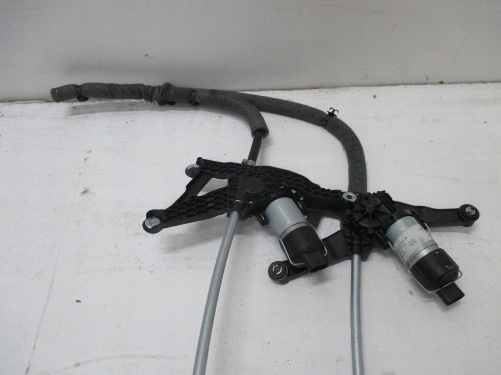 фото №7, Шторка porsche panamera 971 974861333 974861334