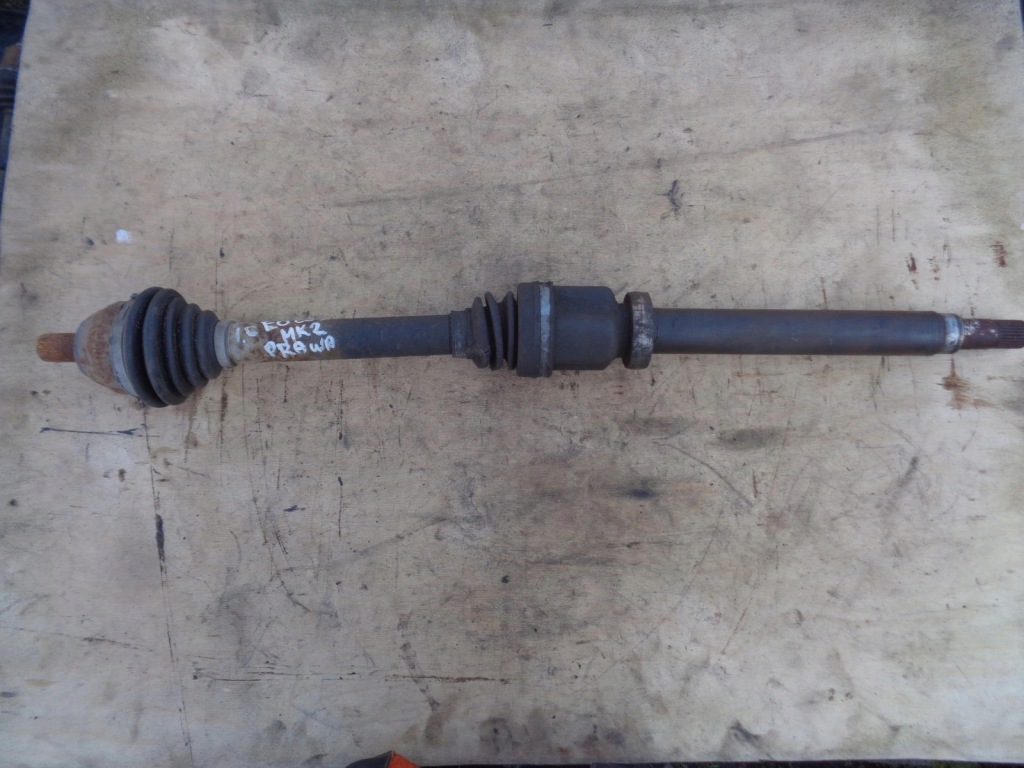 Купити Привідний вал права перед ford focus mk2 рестайлінг  1.6 tdci