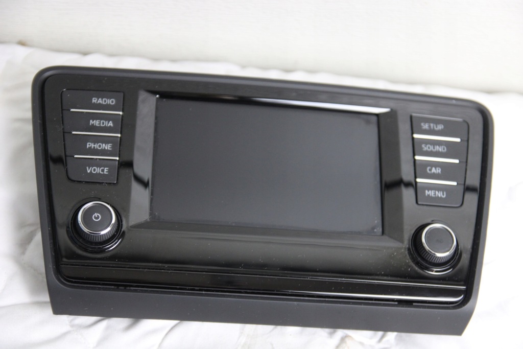 фото №1, Экран дисплей navi навигация радио skoda octavia iii 5e0919605h