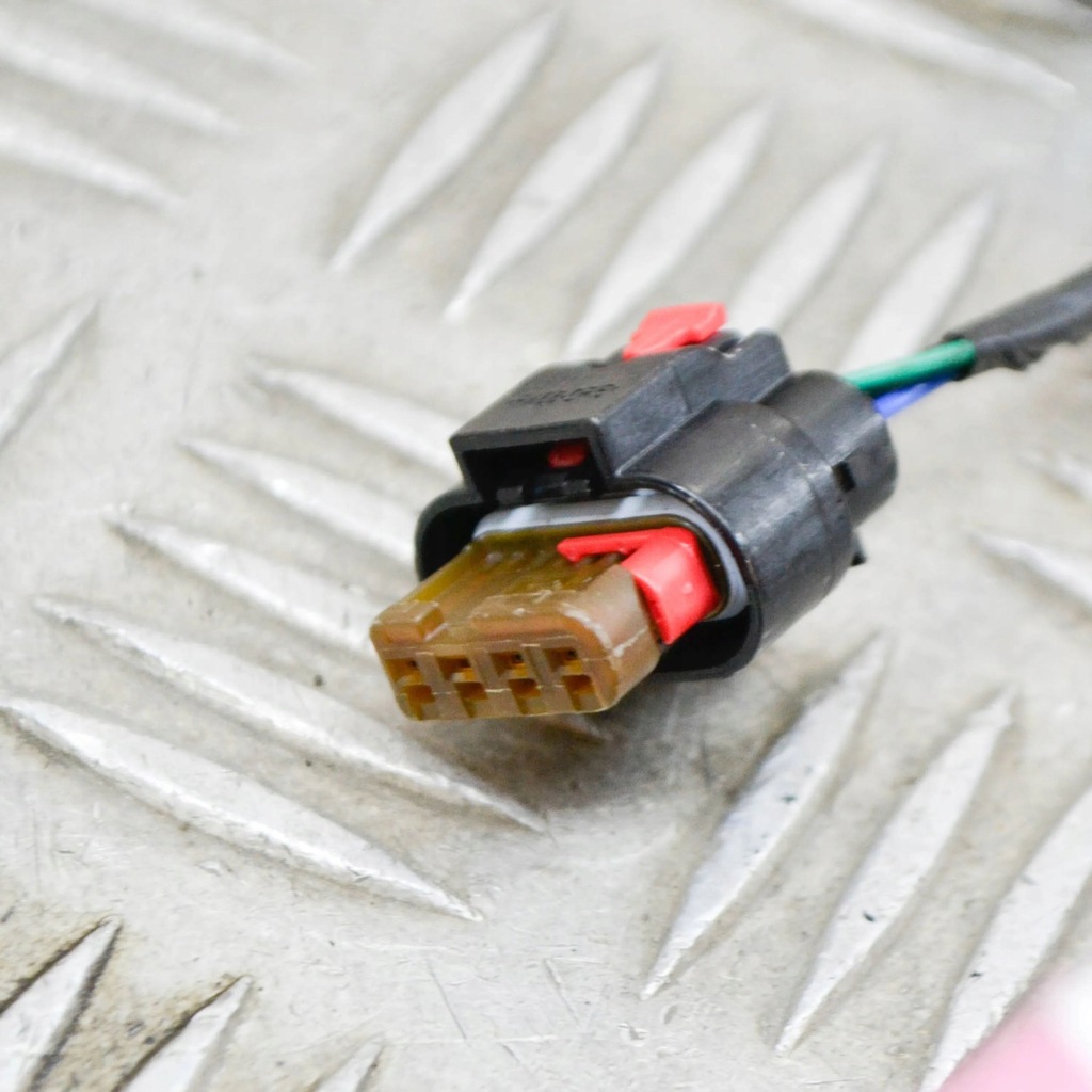 фото №7, Tesla model 3 2021 ліва сторона джгут трубопровід двері задніх