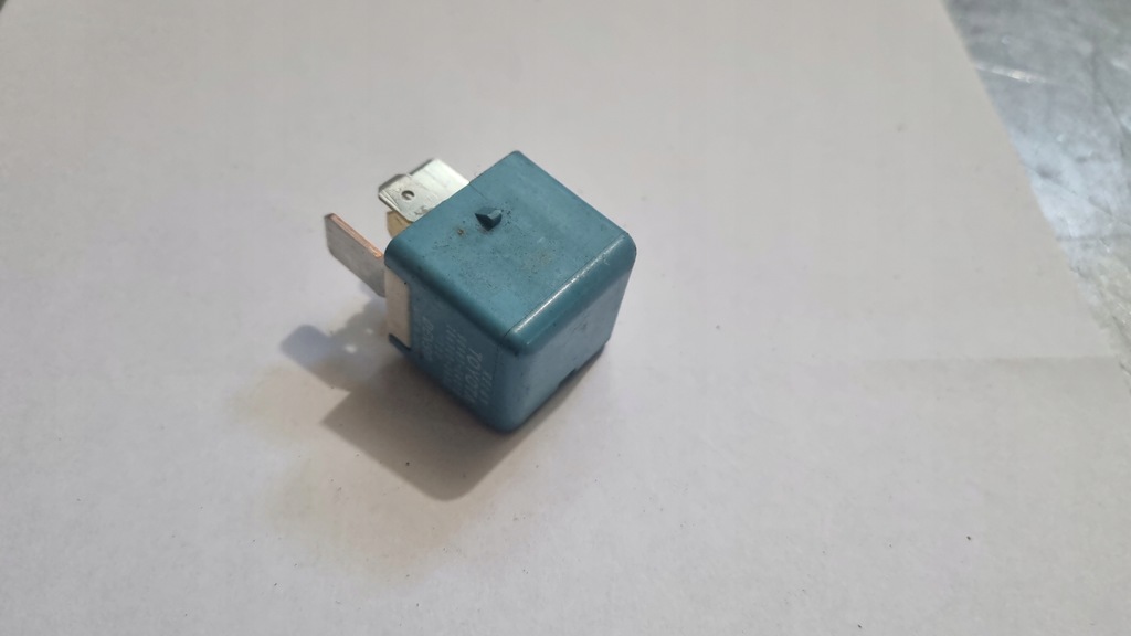 фото №1, Реле toyota оригинальный номер 90987-04010