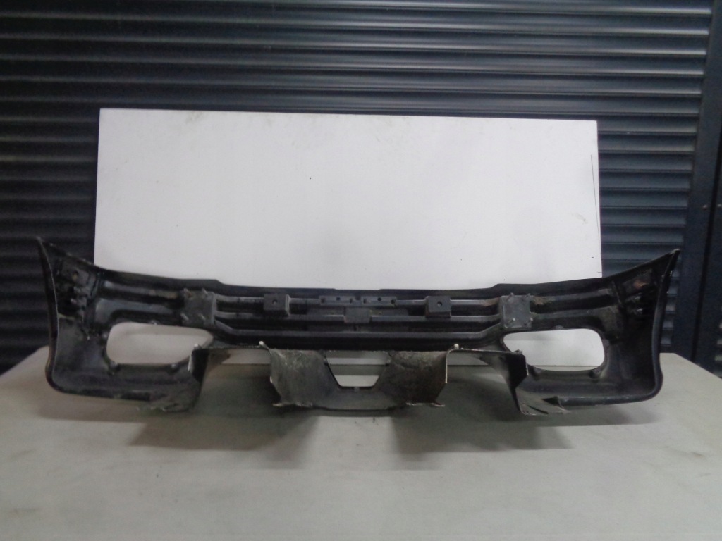 Бампер задній задній ferrari f360 spider modena 99-05 Ціна