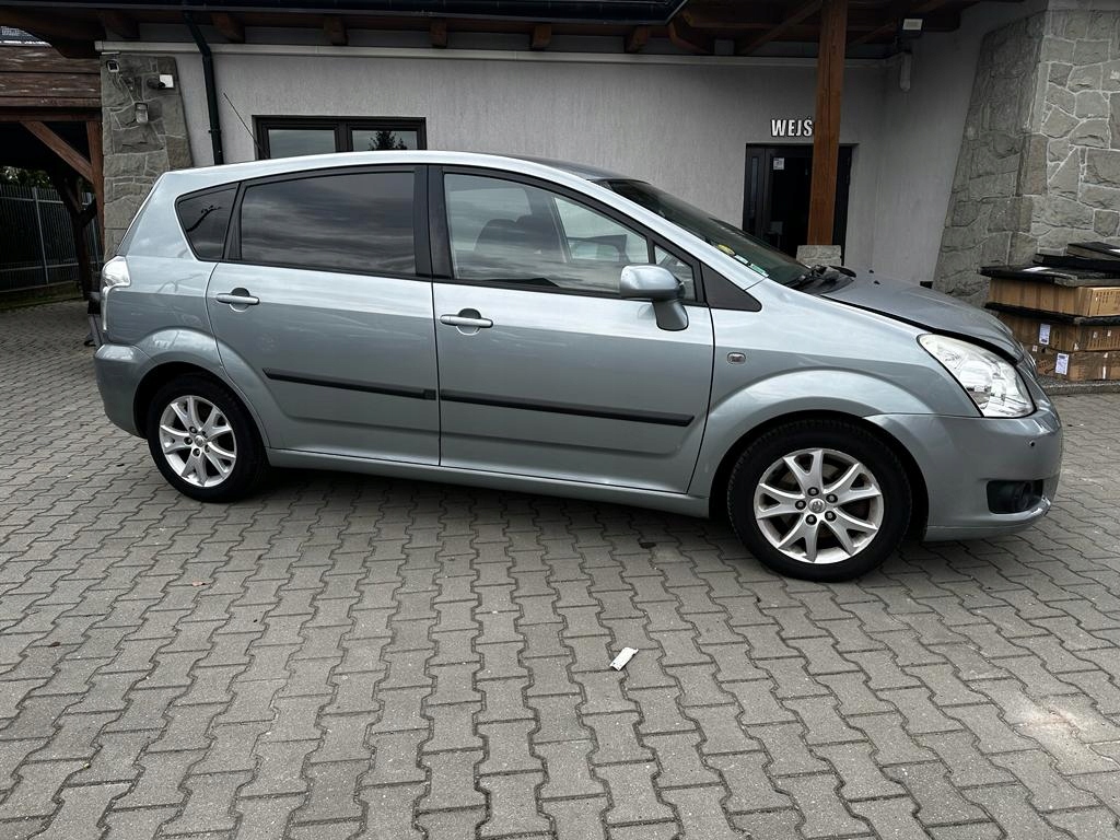 фото №12, Toyota corolla verso ii r1 04-09 крила правий 1f8