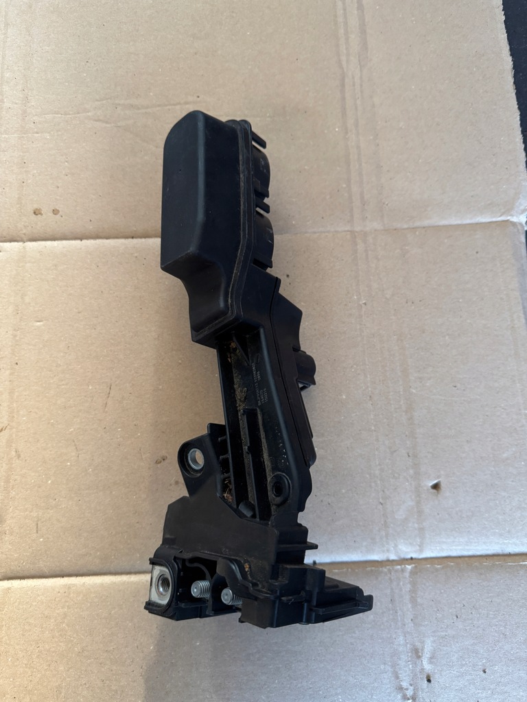 фото №1, Bmw 7 g11 розподільник струму 9339828