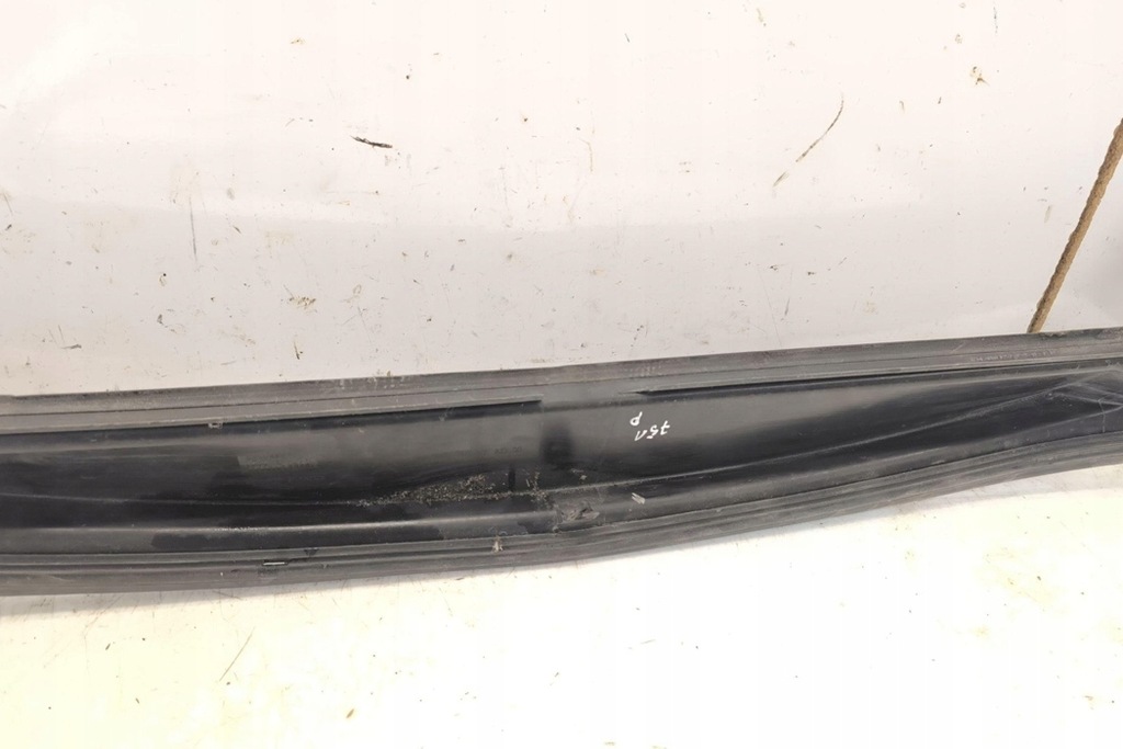 фото №7, Пластик дворник передних citroën c4 i lc_ 96583760xt 1.56l дизель