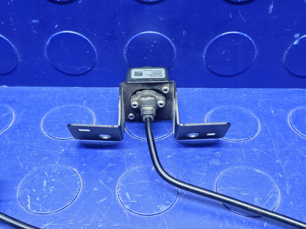 Камера передняя nissan qashqai j12 оригинал 284f1 5sa0b в Украине