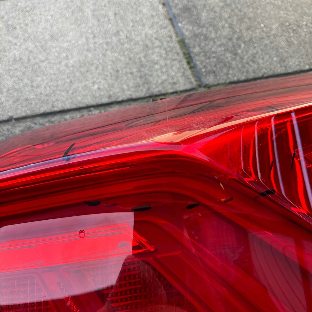 фото №8, Vw t-roc лампа правая задняя led 2ga945096c 2021r