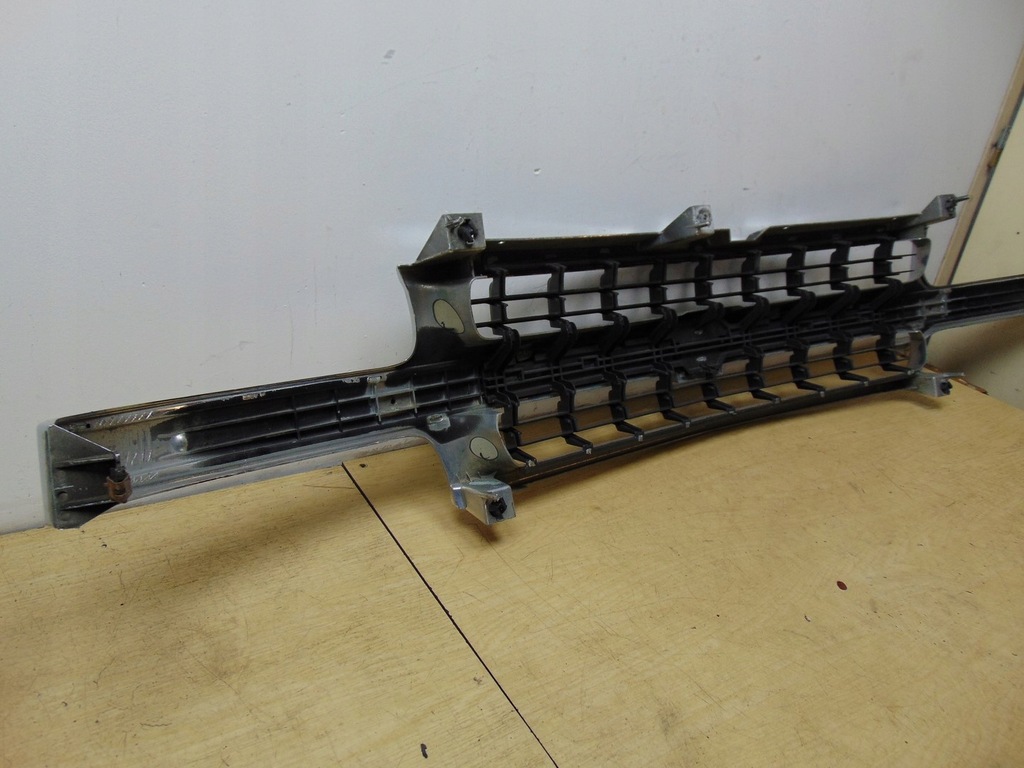 фото №12, Решітка радіатора решітка радіатора chevrolet tahoe ii 2000- 15764314