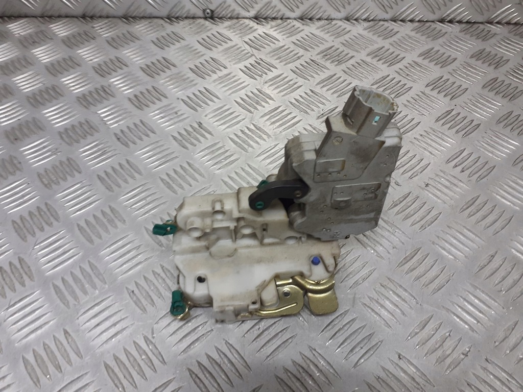 фото №1, Замок двері правий перед nissan primera p11