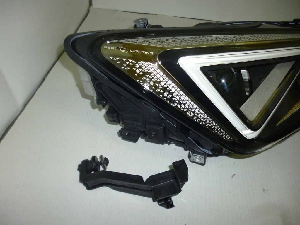 фото №4, Seat tarraco 19- лампа фара перед full led