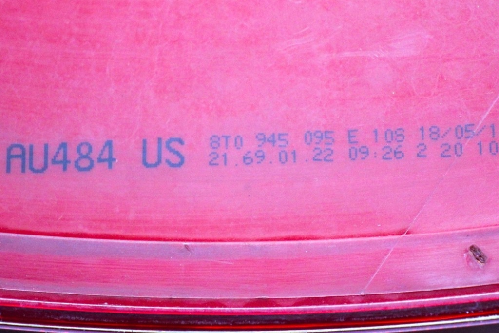 фото №10, Лампа левая задняя audi a5 8t3 8t0945095e 4.2l бензиновый 260kw 2010