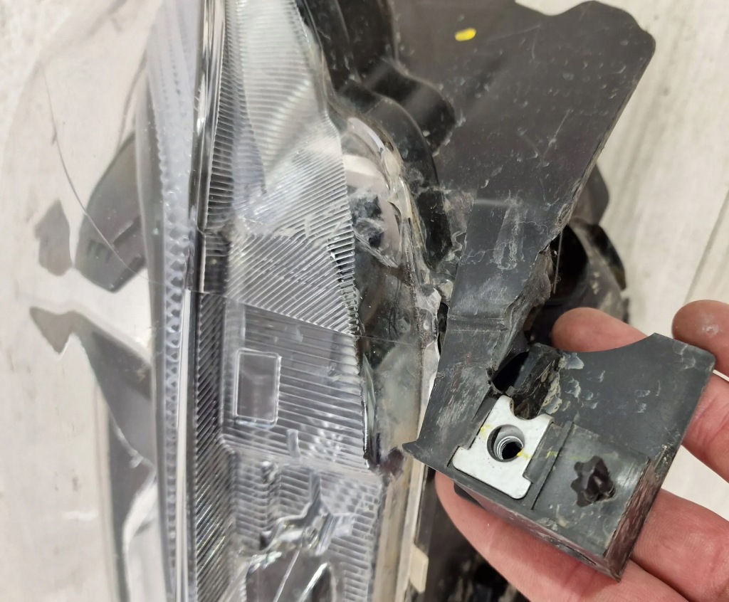 фото №5, Лампа перед левая ranger lift full led jb3b-13e015