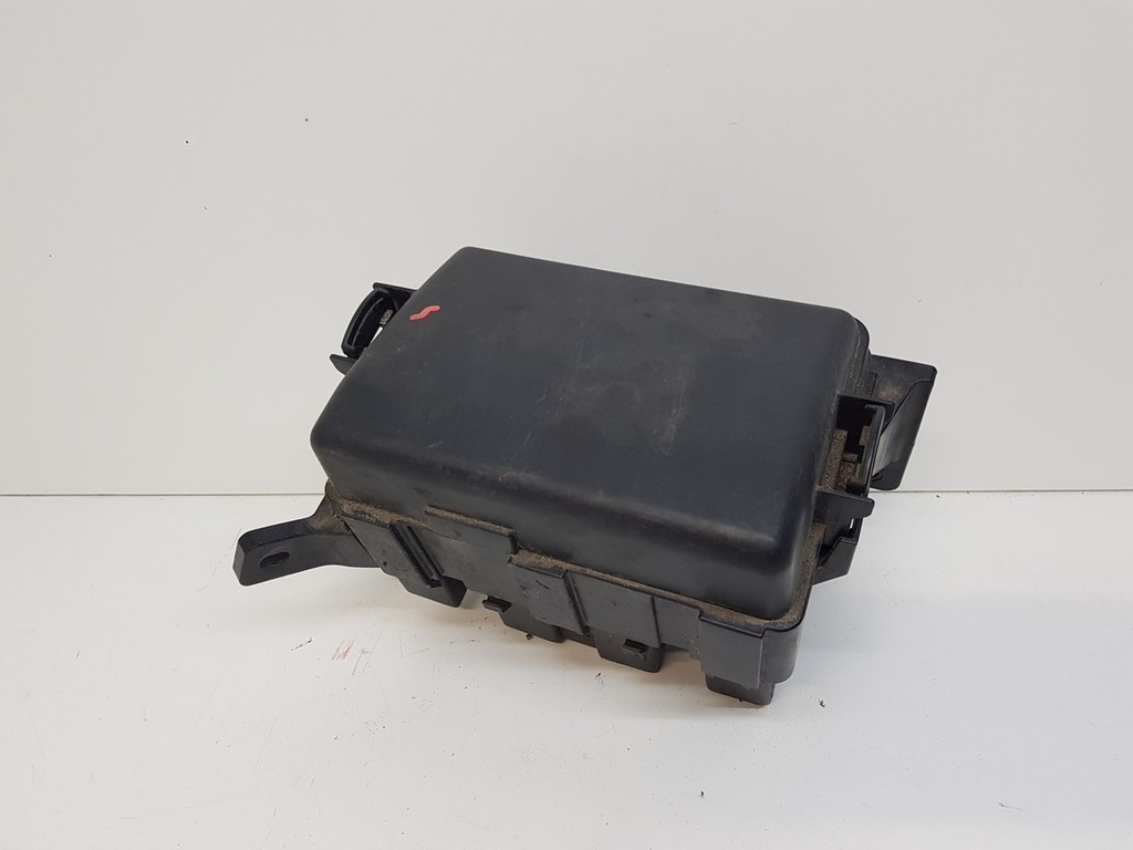 фото №1, Hyundai i20 lift корпус предохранителей 2012-14r