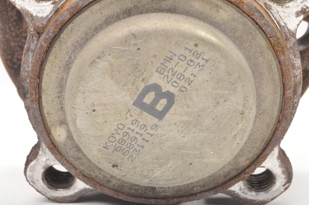 Bmw f40 1.5 ступиця задня ліва Ціна