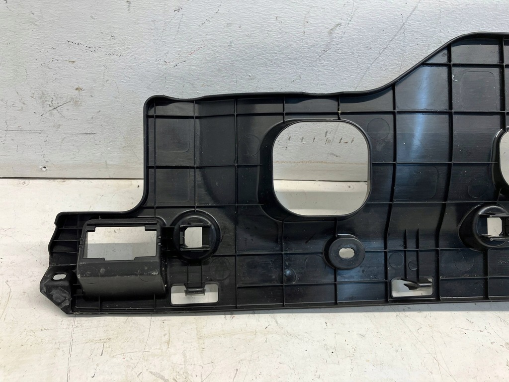 фото №6, Yaris cross защита панели консоли нижняя левая