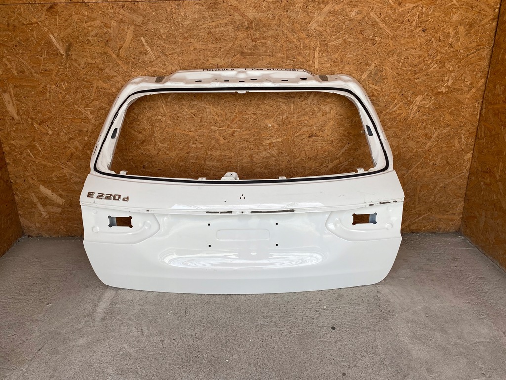 фото №1, Mercedes e klasa w213 kombi крышка багажника задняя задняя
