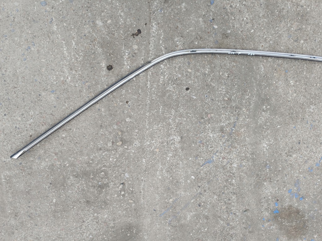 Молдинг дахова bmw 5 e34 sedan права лоток жолоб даховий 217 Недорого