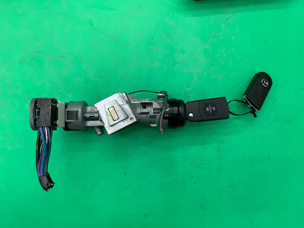 фото №10, Бортовий комп'ютер набір стартовий імобілайзер запуск mazda 5 v i cr 05- 1.8b 16v l82318881b