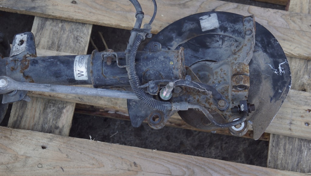 фото №8, Поворотный кулак левый перед ford mustang v gt 4.6 05-09