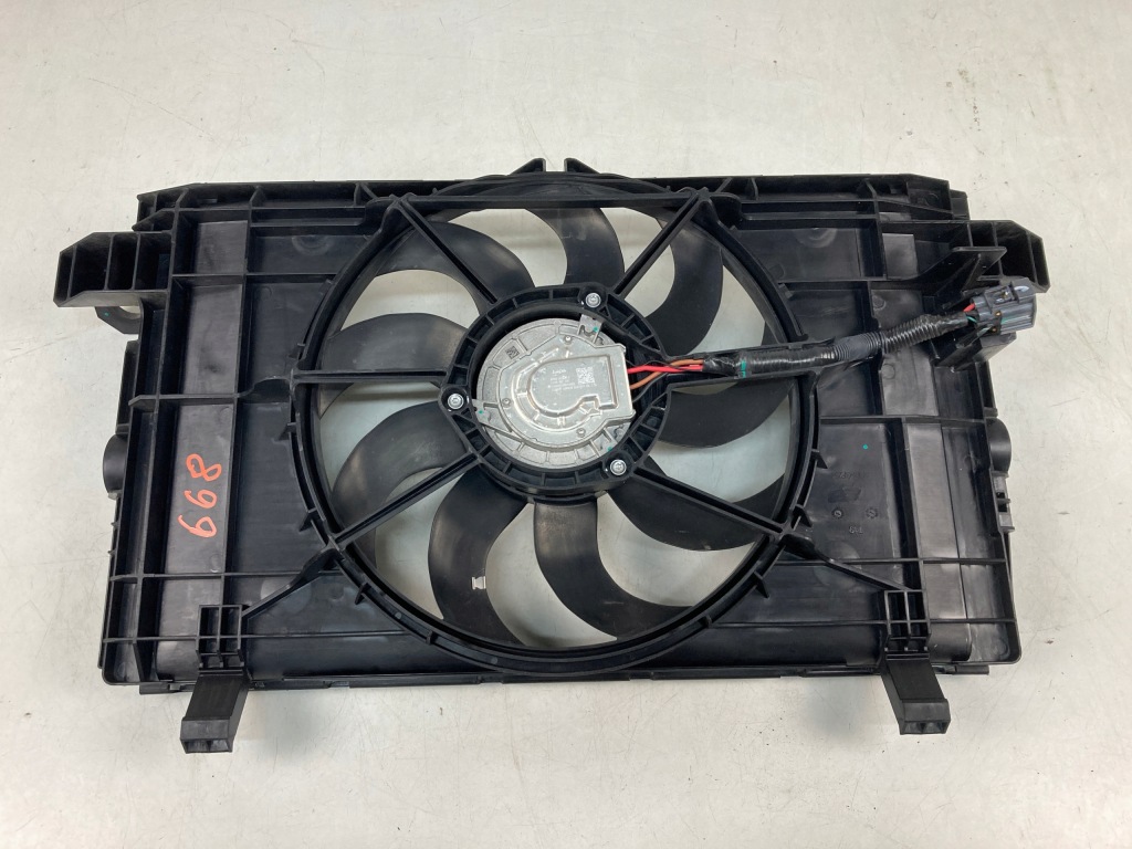 Купити Вентилятор радіатора tesla 3 рестайлінг  y 1607808