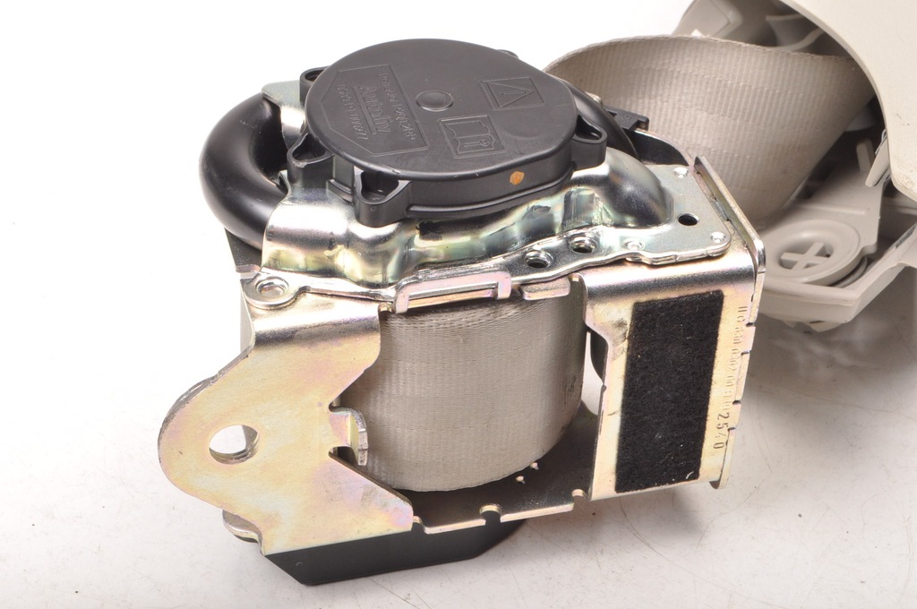 фото №6, Volvo s90 ii v90 pas безопасности правый задняя задний 2 ряд защита 39836043