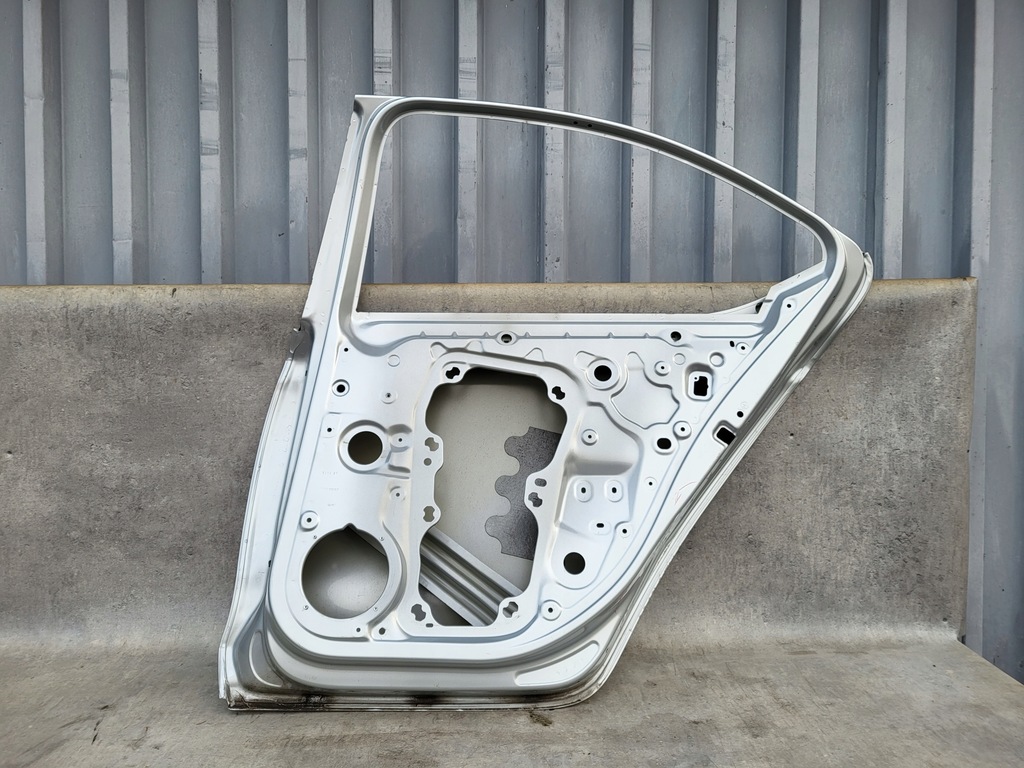 фото №6, Skoda octavia iv sedan дверь правое задняя