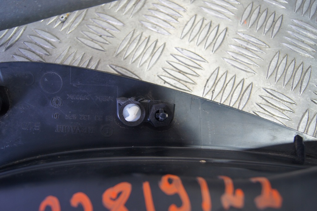 фото №11, Накладка крыла левый задняя renault zoe 833313257r