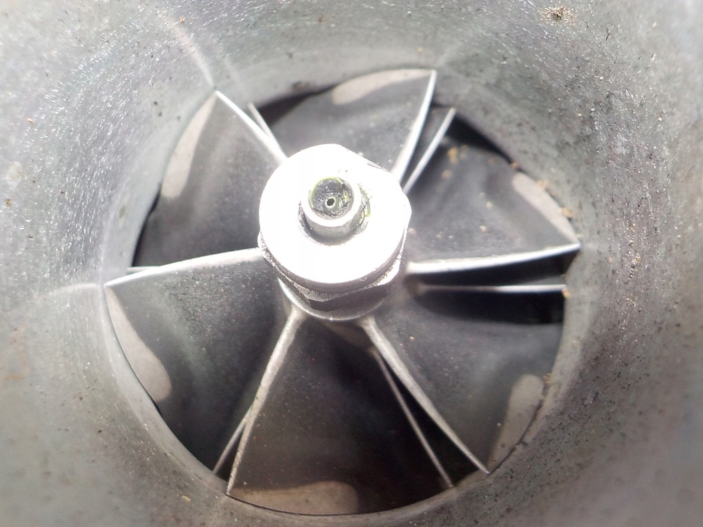 фото №8, Land rover discovery iii 2.7 tdv6 турбонагнітач турбіна 53049700039