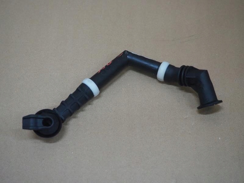 фото №1, Слив отвод wody отопителя vw t-roc 5q1820127e