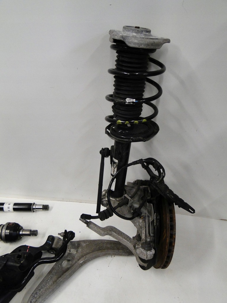 фото №6, Mercedes glb 247 x247 поворотный кулак рычаг лапа правое амортизатор 200d