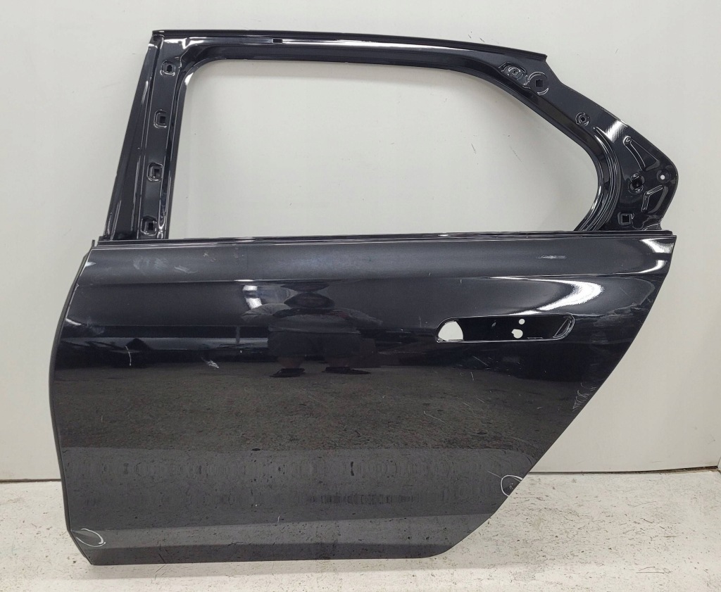 Купить Bmw 7 vii g70 i7 2022+ дверь задний задние левая fv