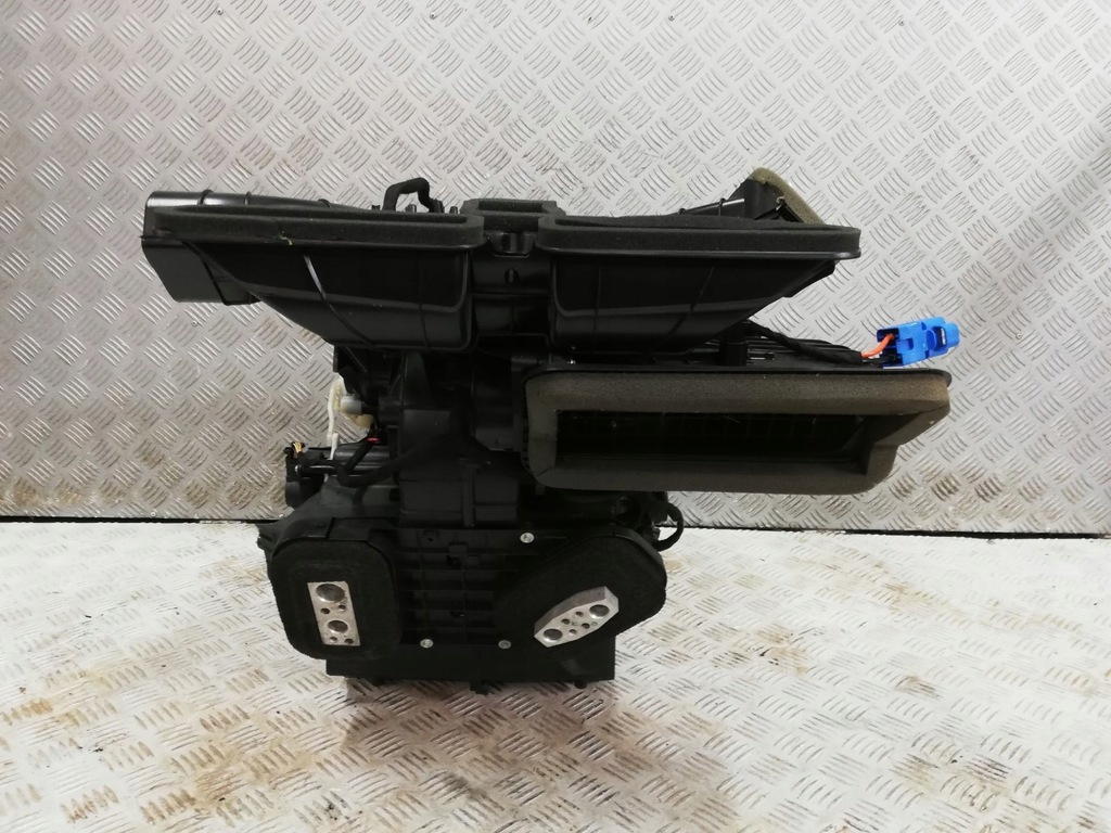 фото №8, Renault zoe отопитель 272702761r