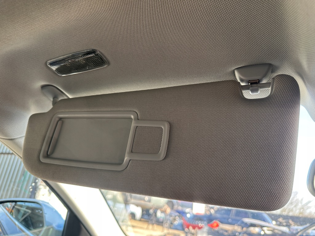 Купить Козырёк защита солнцезащитная левая крючок audi a6 c7