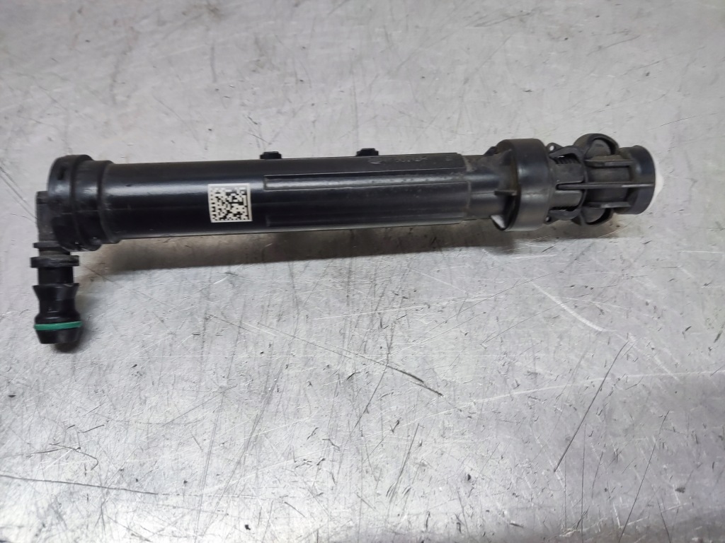 фото №6, Mercedes a klasa w176 насадка омыватель лампы правый a1768600247