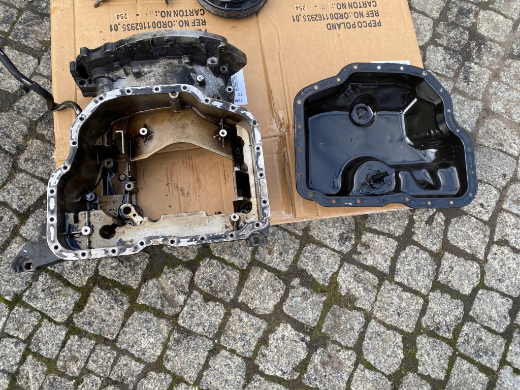 фото №1, Поддон масляная 059103602f audi q7 4l touareg porsche cayenne 3.0 tdi