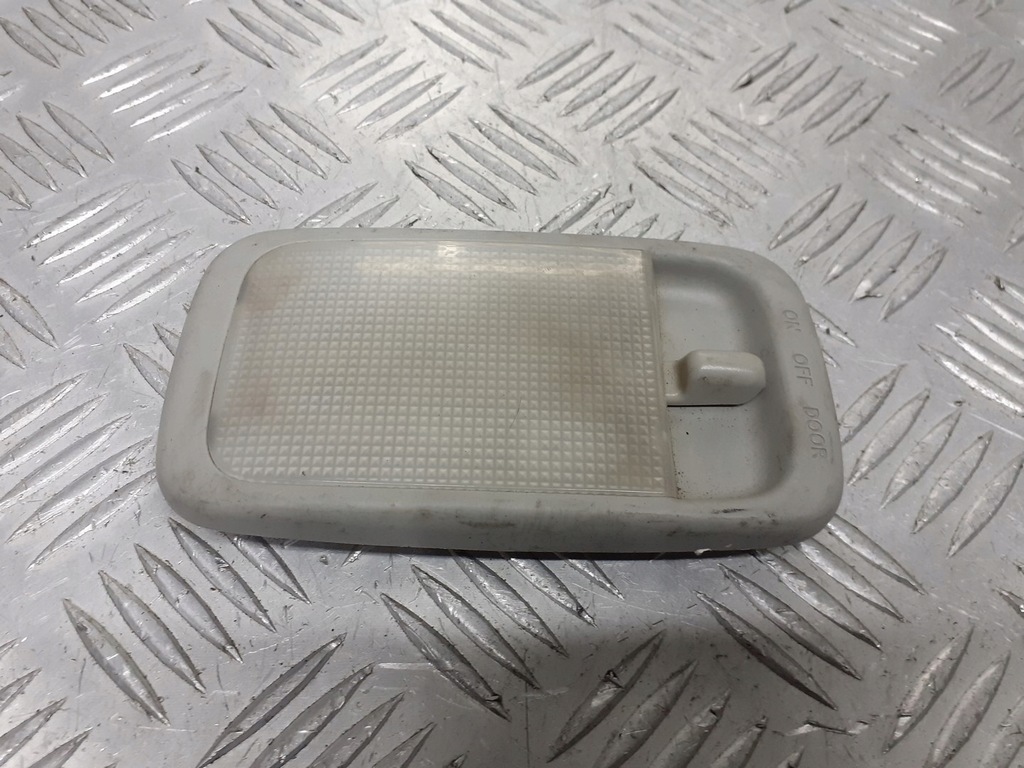 фото №1, Освещение кабины задняя toyota yaris i