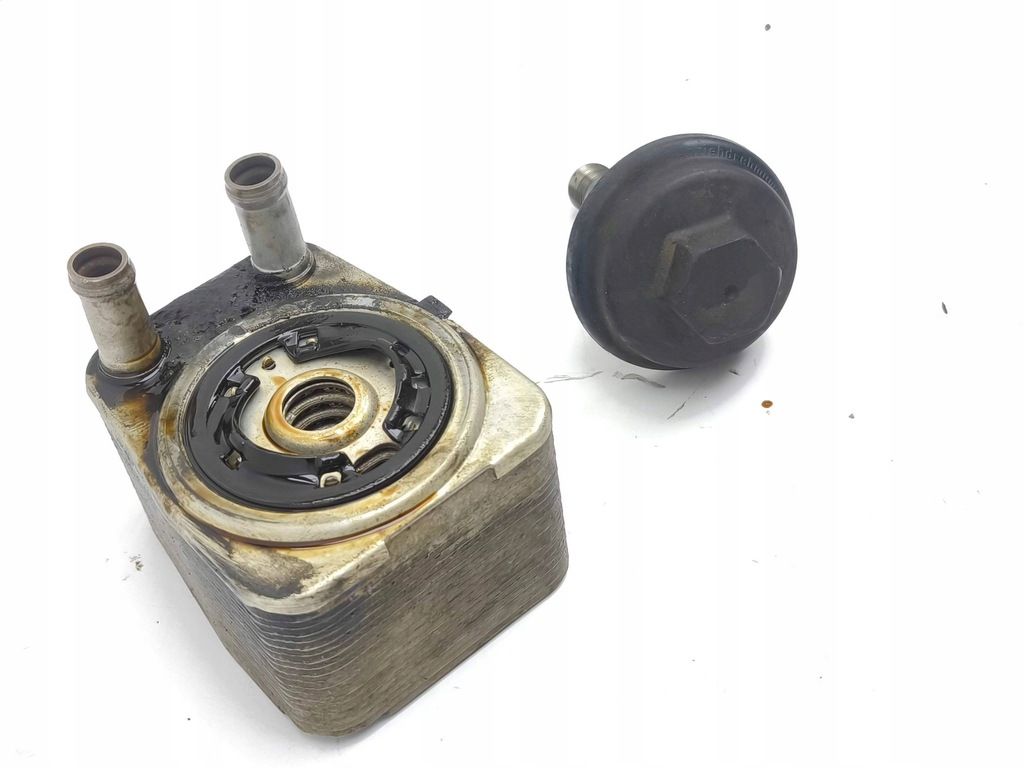 фото №5, Porsche cayenne 92a 2011 корпус фильтров масла