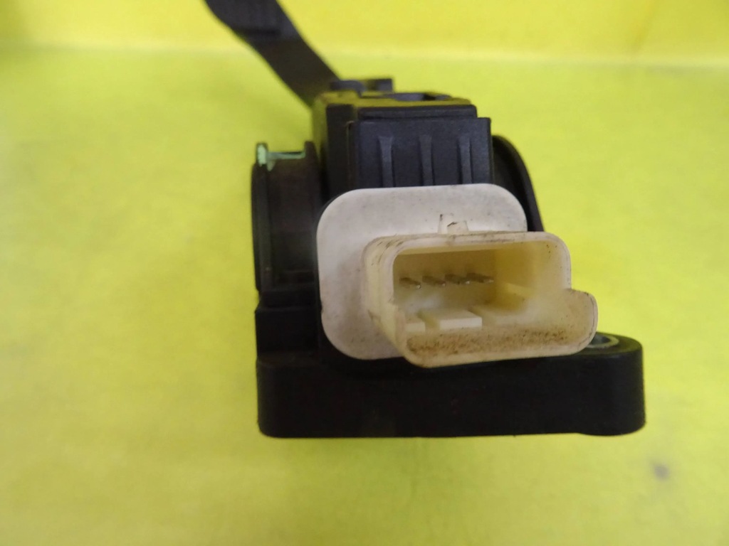 фото №5, Потенциометр газа peugeot 1007 0280752283 nr111