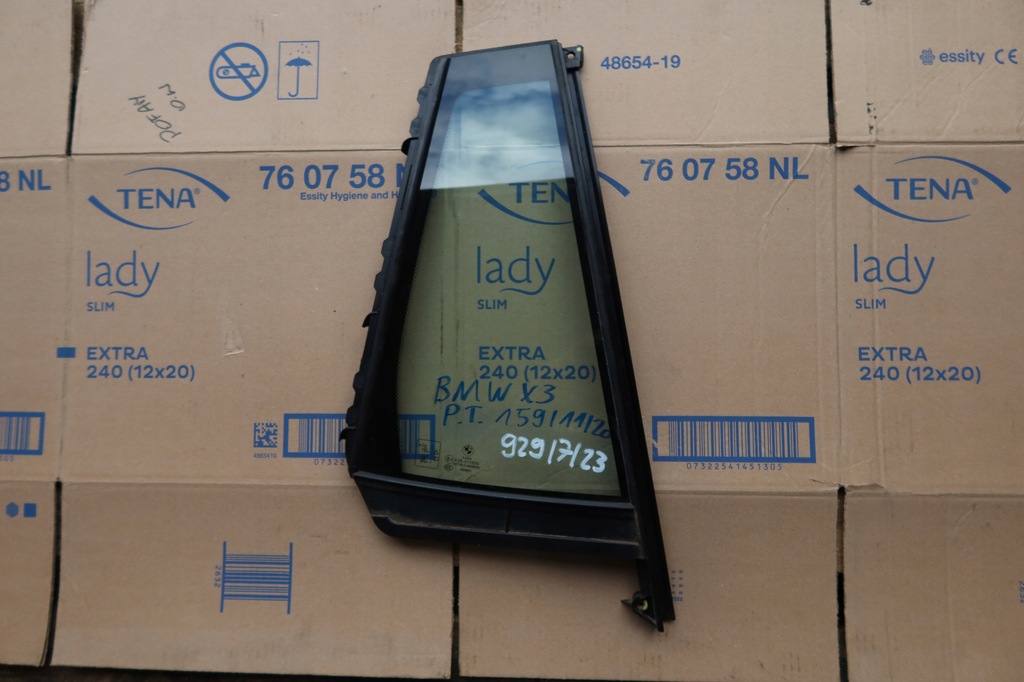 фото №1, Стекло правый задняя bmw x3