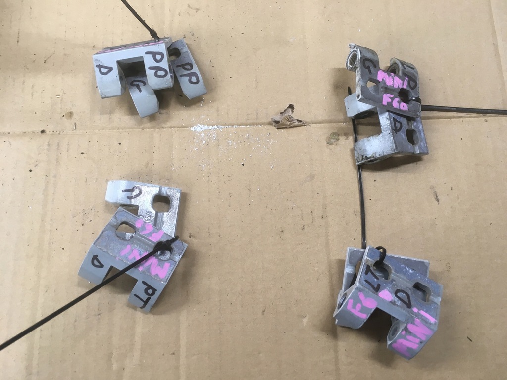 фото №1, Петля двері mini r60 countryman